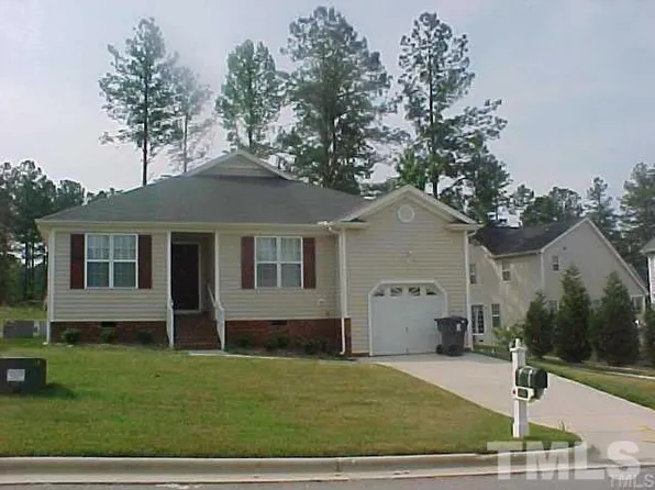 518 S Coalport Dr, Apex, NC 27502