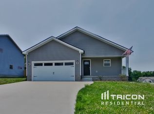 100 Schroer Rd, Clarksville, TN 37042