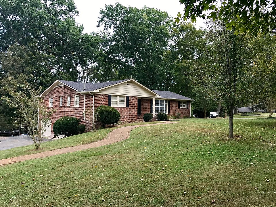 Front view from lower drive