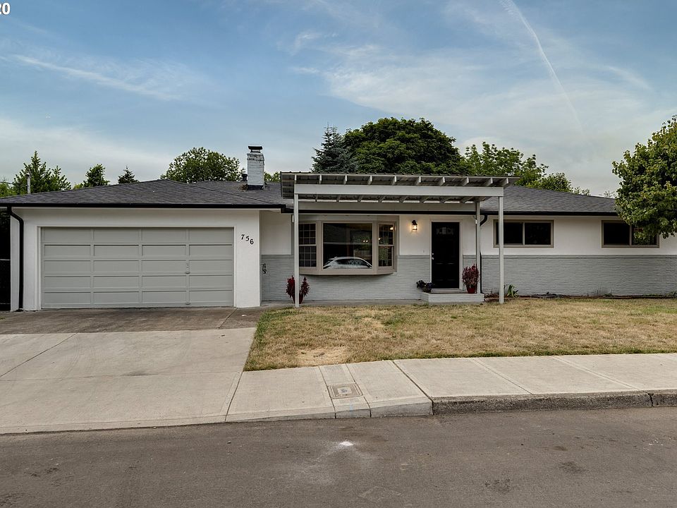 1st image of 756 SE 11th Ave