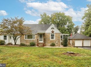 428 Valley Rd, Etters, PA 17319