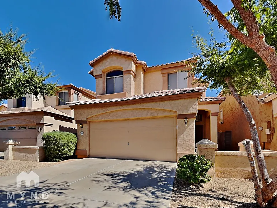 10524 W Almeria Rd