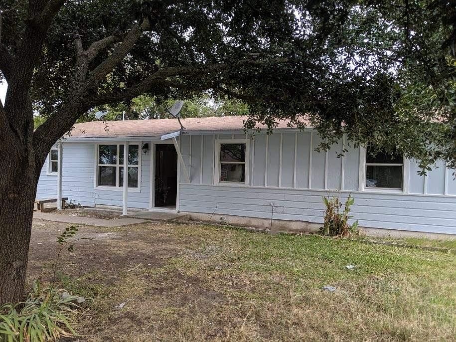 1st image of 3705 Wisteria Dr