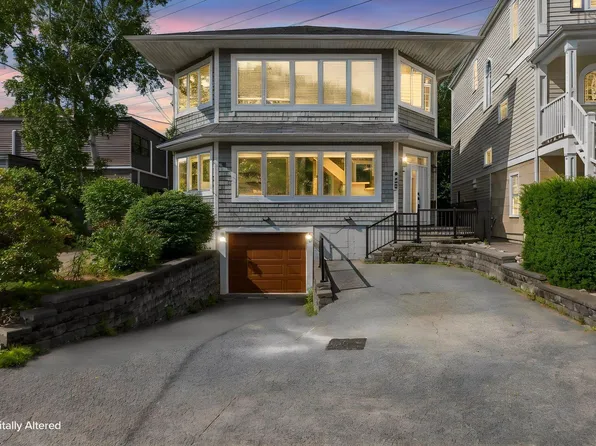 925 Winwick Rd, Halifax, NS B3H 4L5