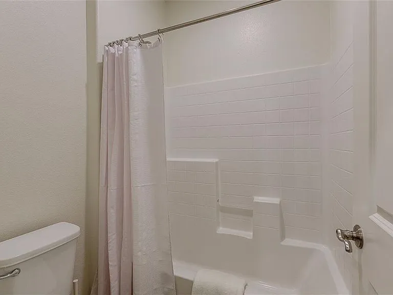 21100 Blossom Way — Photo 11