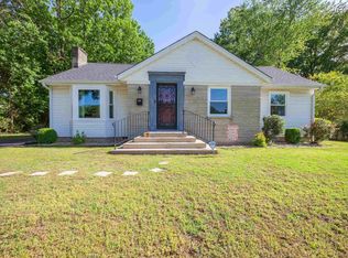422 Roland Ave, Jackson, TN 38301