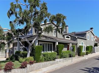 1161 9th St, Manhattan Beach, CA 90266
