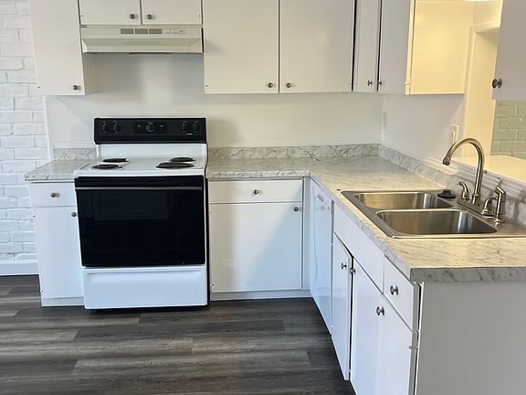 3rd image of 18 W Mountain Ln #42
