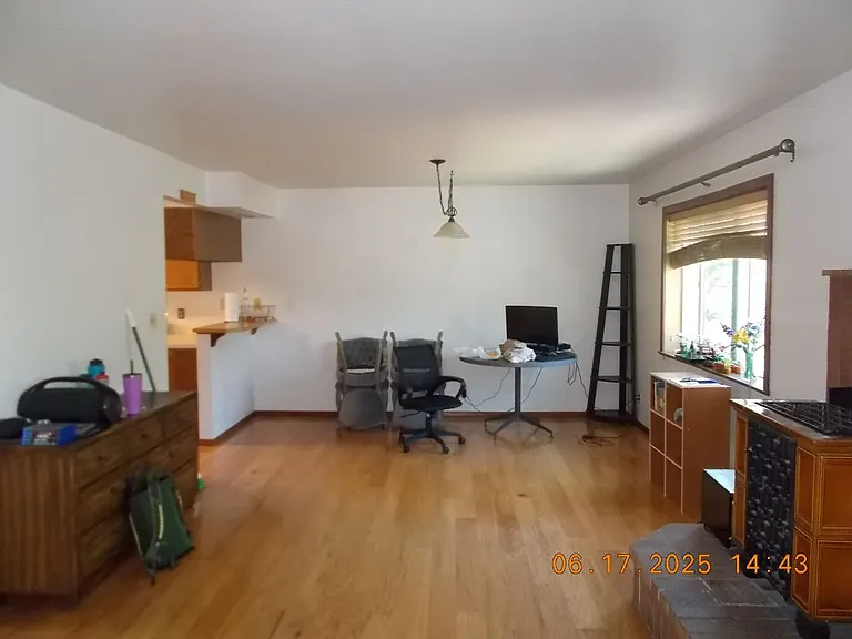 1255 Florida Rd #4 — Photo 7