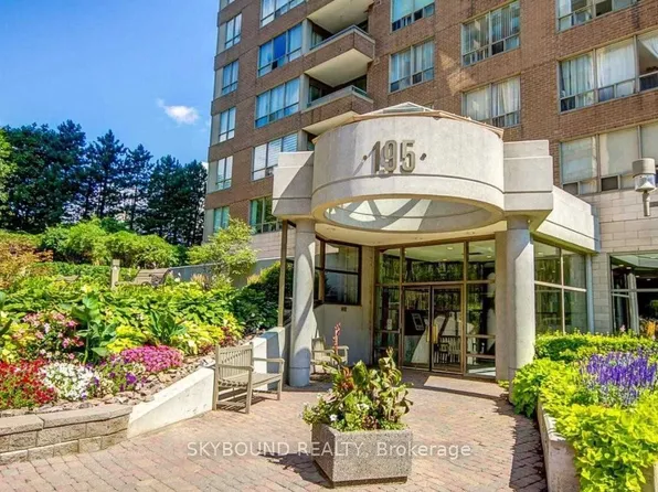 195 Wynford Dr #402, Toronto, ON M3C 3P3