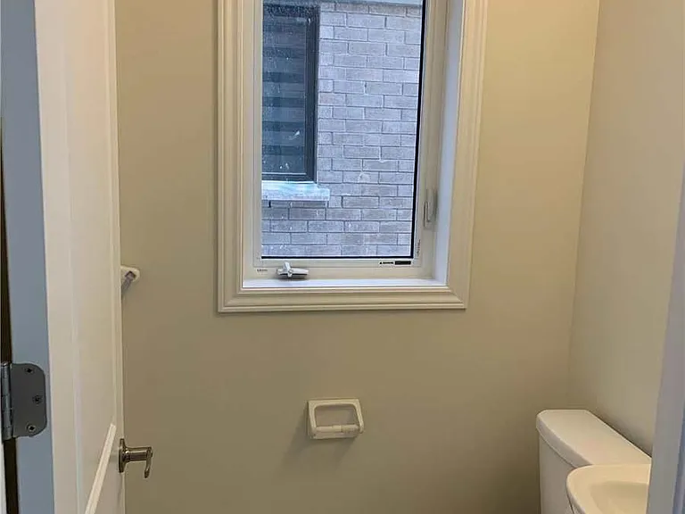 29 Gunn Ave — Photo 7