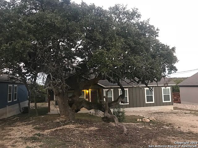 1st image of 335 Caveside Dr