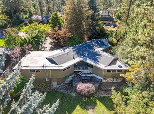 1103 E Christmas Tree Ln, Spokane, WA 99203