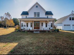 190 Brown Ln, Suffolk, VA 23432