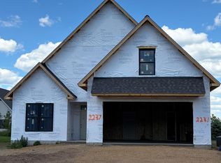 2237 Sharon Ln, Hudson, WI 54016