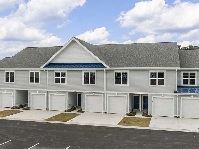 The Village at Compass Pointe Townhomes — Photo 36