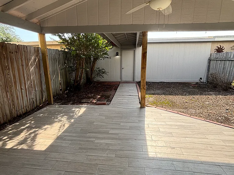 8236 Heartfield Ln — Photo 10