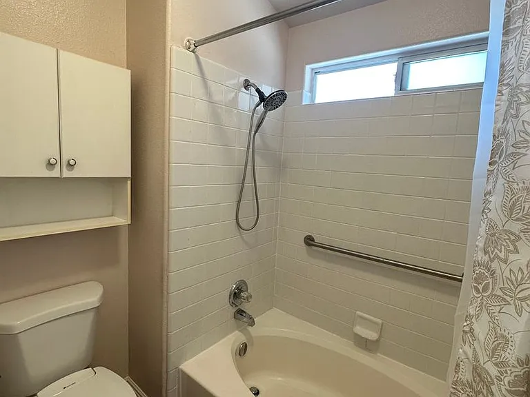 2935 S Aspen St — Photo 16