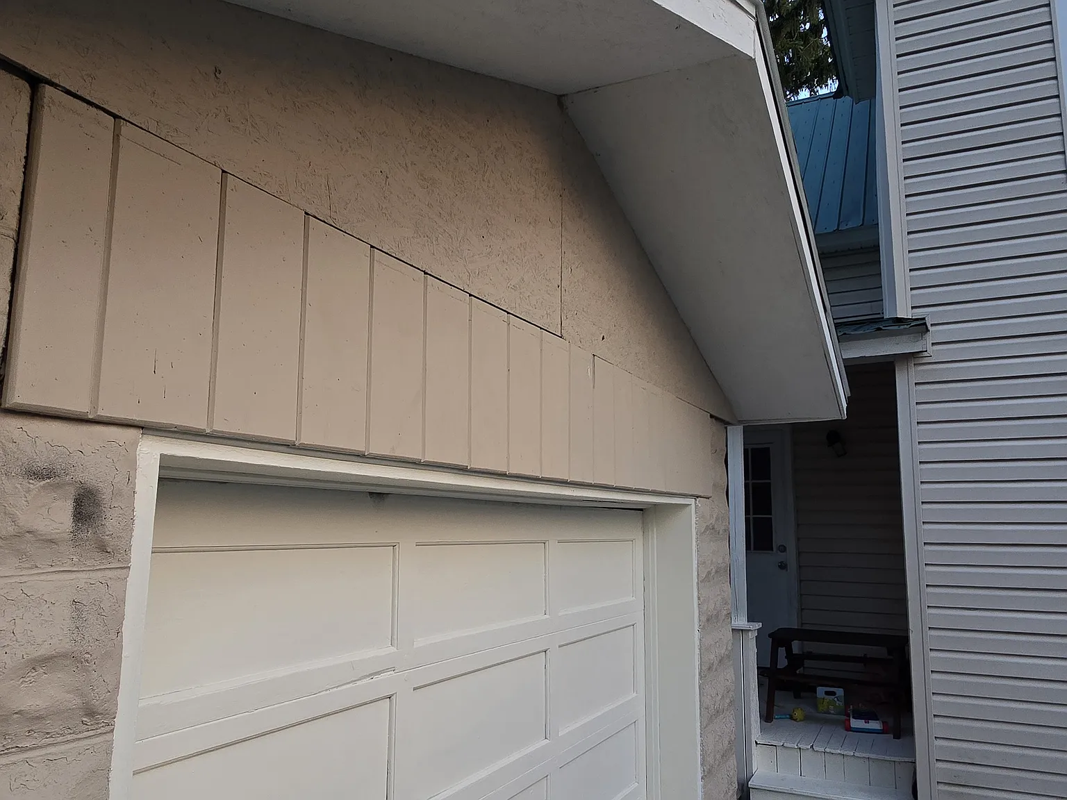 609 Grant St — Photo 2