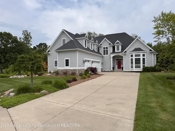6106 Fresno Ln, East Lansing, MI 48823
