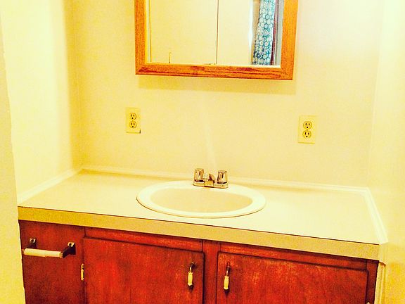 Full Bath