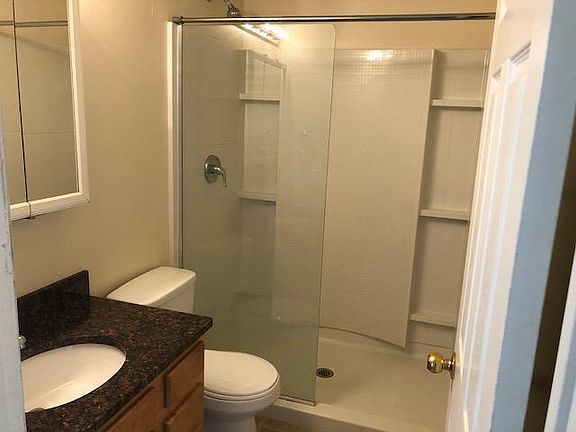 3rd image of 1721 Parklake Dr #Ptnkbeynv