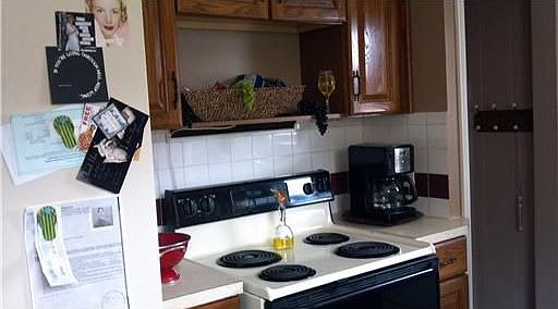 3rd image of 10084 Laurence Ave