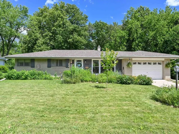 5302 Morningside DRIVE, Greendale, WI 53129