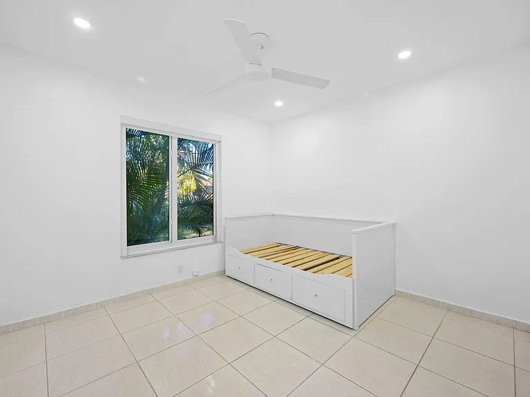 9515 SW 118th Ct — Photo 15