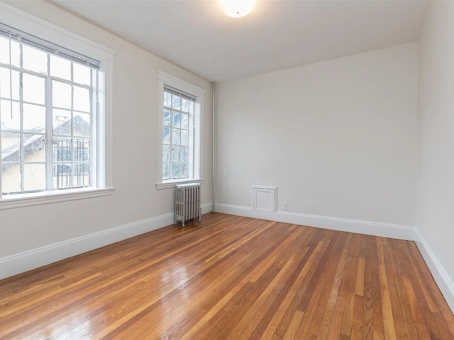 1 bed, 575 sqft, $2,700 — Photo 3