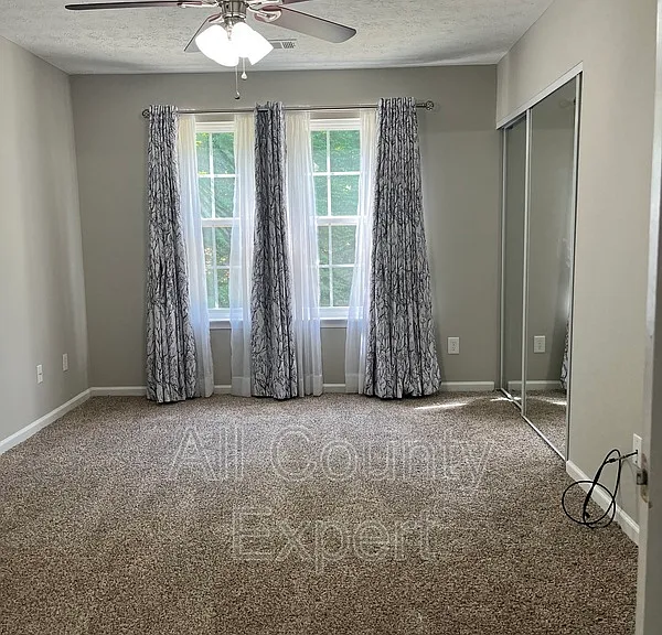 5480 Mountain Top Pl — Photo 10