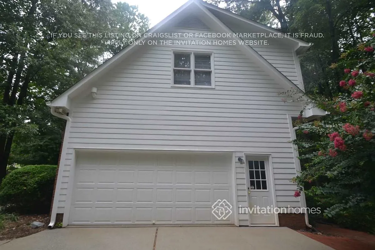 Building Photo - 5 Wilsford Ct