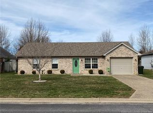 796 Sky Way Dr NW, Corydon, IN 47112