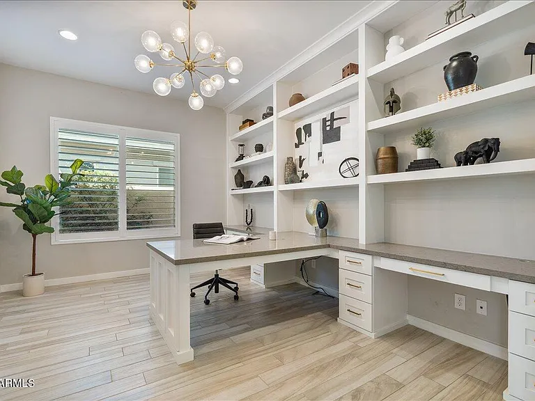 5543 E Beryl Ave — Photo 22