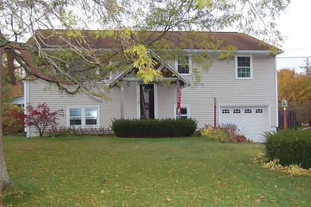 1st image of 12 Cardin Dr