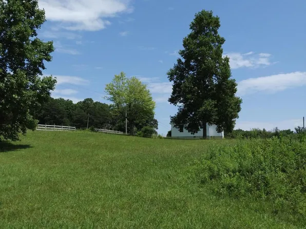 35290 State Route 30, Pikeville, TN 37367