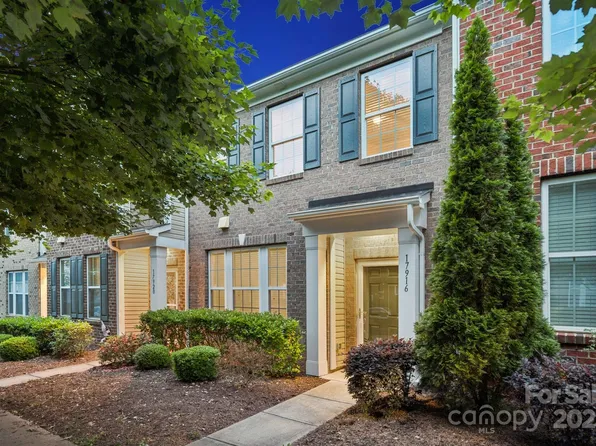 17916 Ragtop Day Ln, Cornelius, NC 28031