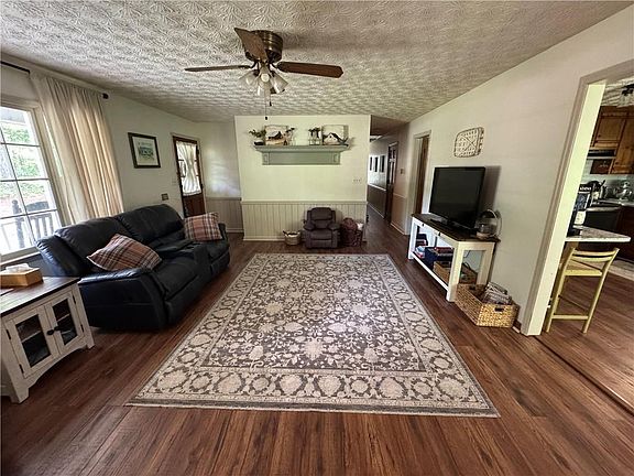 2nd image of 1484 Harmony Grove Church Rd