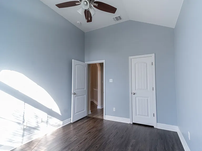 3208 Honey Peach Way — Photo 9