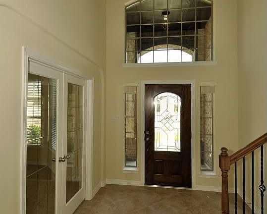 Foyer view 2