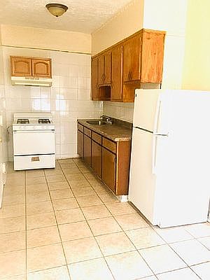2nd image of 395 Hancock St #3F