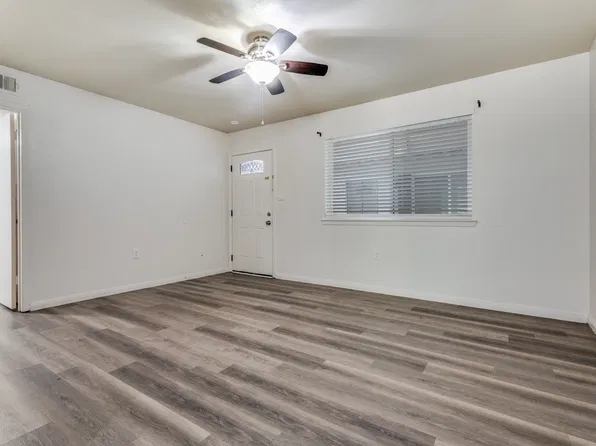 428 N Dallas Ave #3, Lancaster, TX 75146