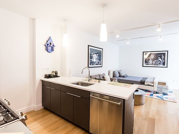 3rd image of 60 Water St APT 714