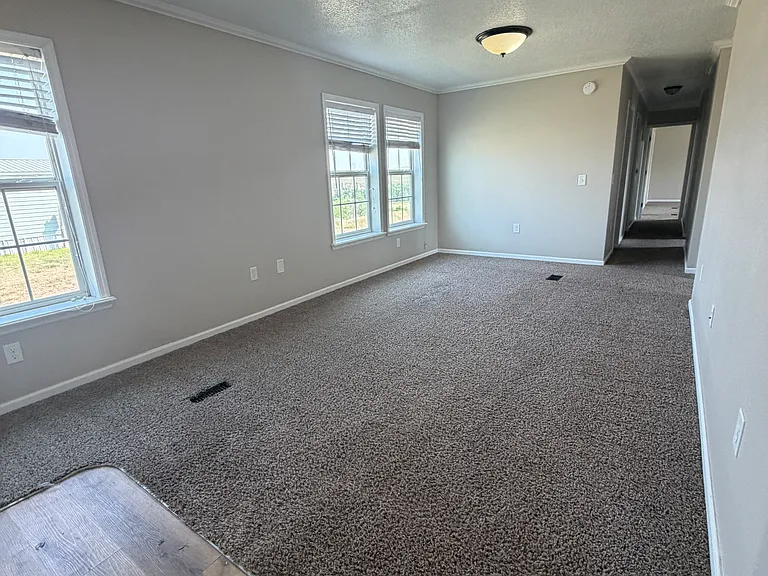 2784 Hillview Estates Dr — Photo 4