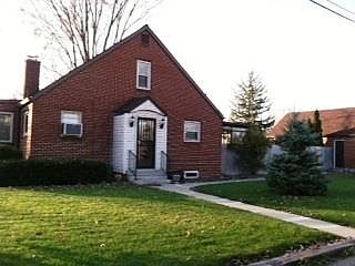 1st image of 323 E North St