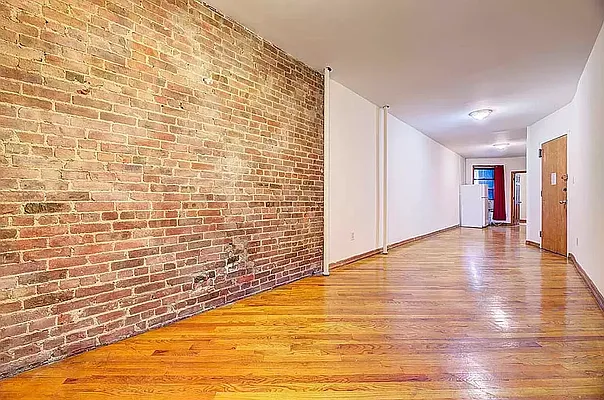 Rented by REAL New York | media 16