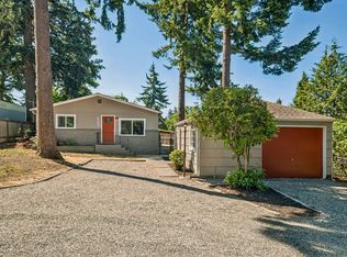 2209 NE 10th St, Renton, WA 98056