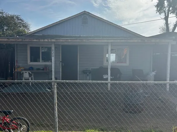 1820 Kenneth St, Modesto, CA 95351