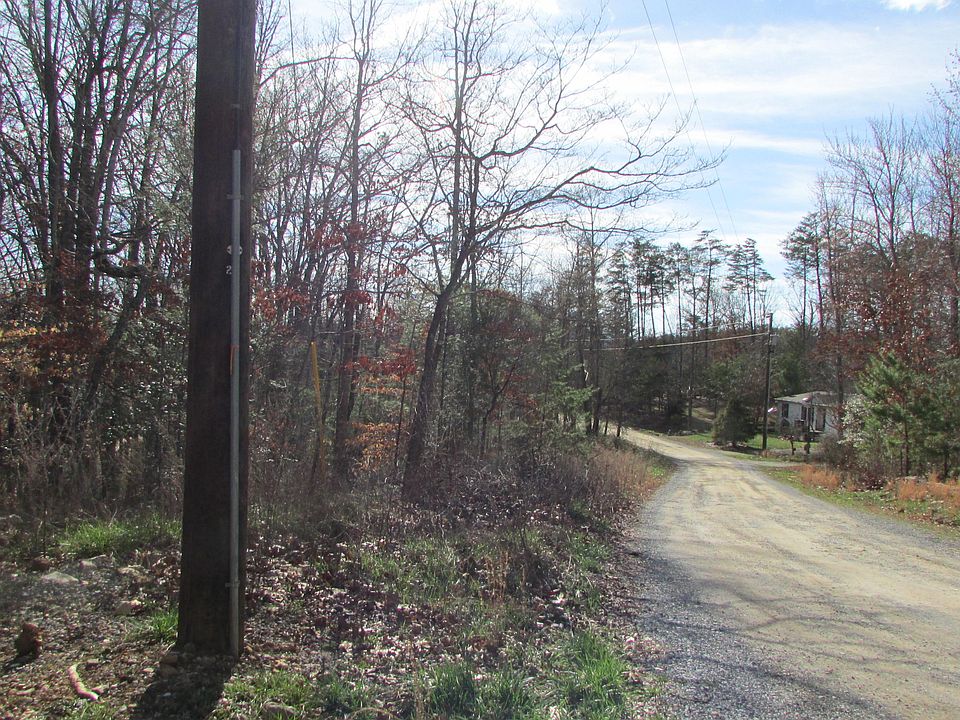1st image of Black Oak Dr
