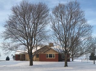 102 W Robinson St, Goodfield, IL 61742